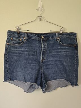 Levi's | 501 Raw Hem 4.5" Denim Shorts Size 22W